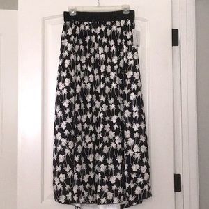 LuLaRoe Lucy Skirt Long Maxi Black & White Print Wide Elastic Waist New XS NWT